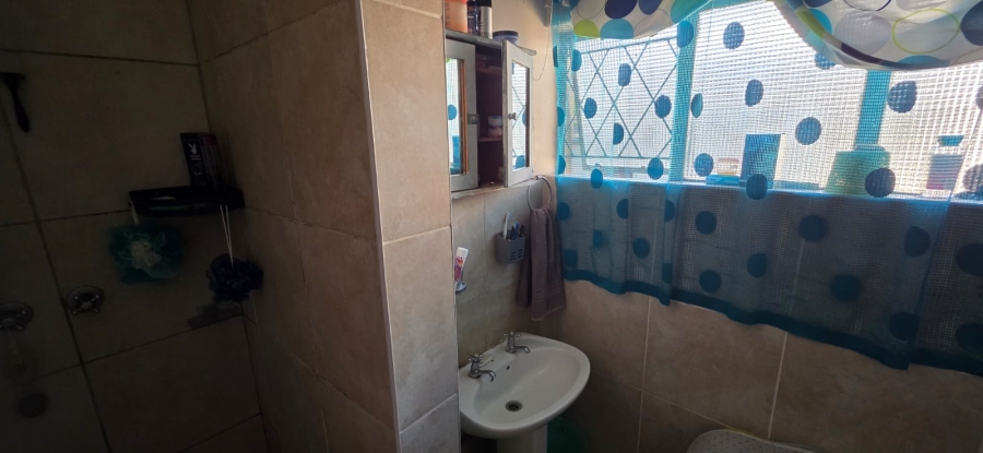 5 Bedroom Property for Sale in Songloed North West